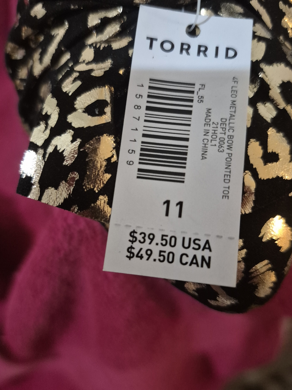 Torrid  Black and Gold Metallic Leopard Print D'Orsay Pointed Flats. Size 11WW